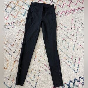 Lululemon fast and free high rise 28” tight, black, sz6, 2 mm hole, worn 5x